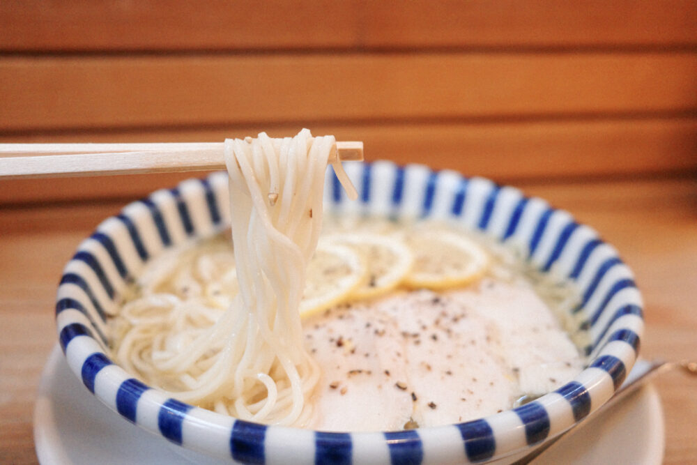 瀬戸内レモンラーメン