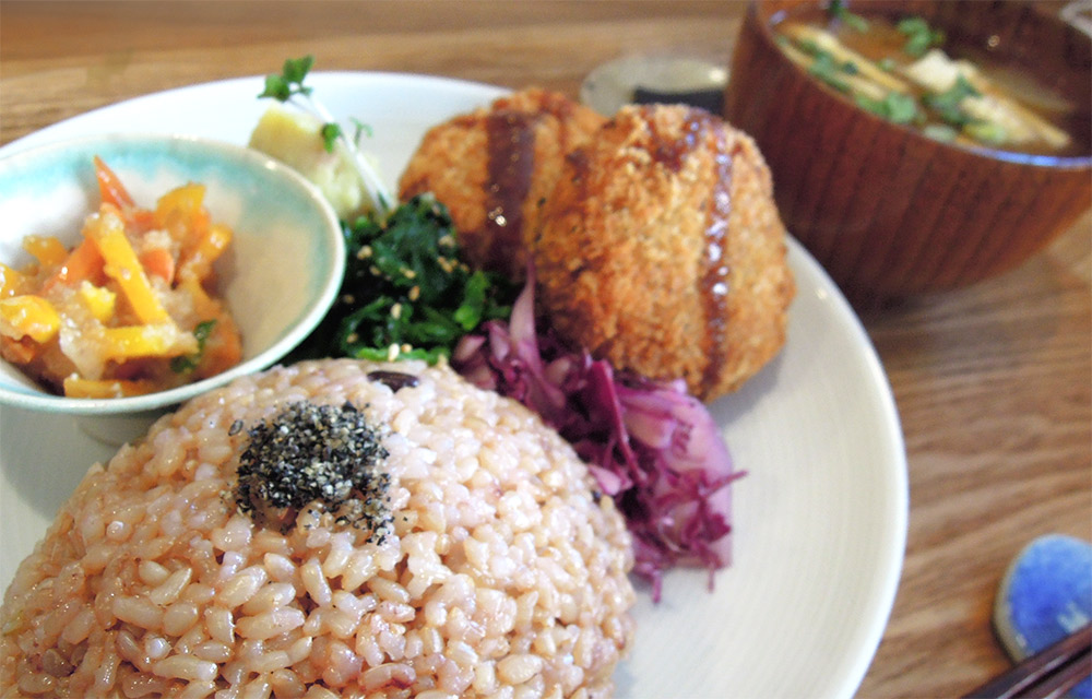 カラダがよろこぶカフェご飯がなみじゃない なみじゃない 杉並 中央線あるあるproject カラダがよろこぶカフェご飯がなみじゃない なみじゃない 杉並 中央線あるあるproject