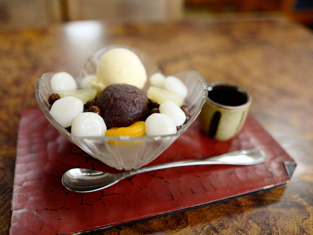 クリーム白玉あんみつ