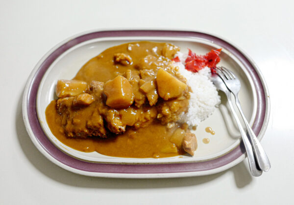 タブチ　カツカレー